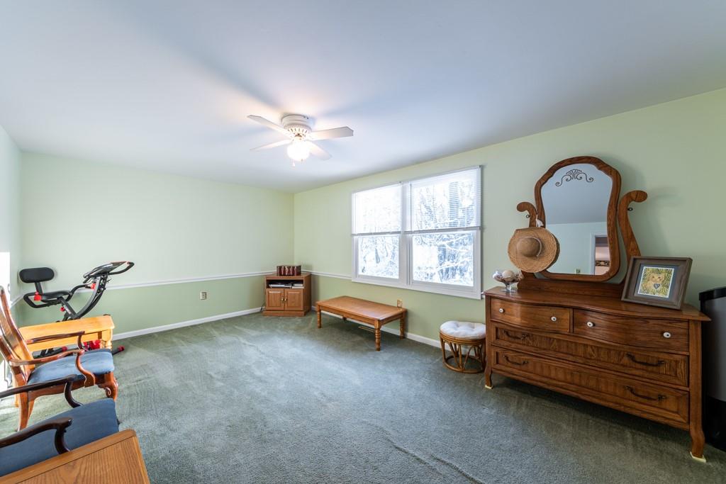 614 Ravencrest Road Pittsburgh, PA 15215 - Photo 18 of 25 a living room with furniture and a window