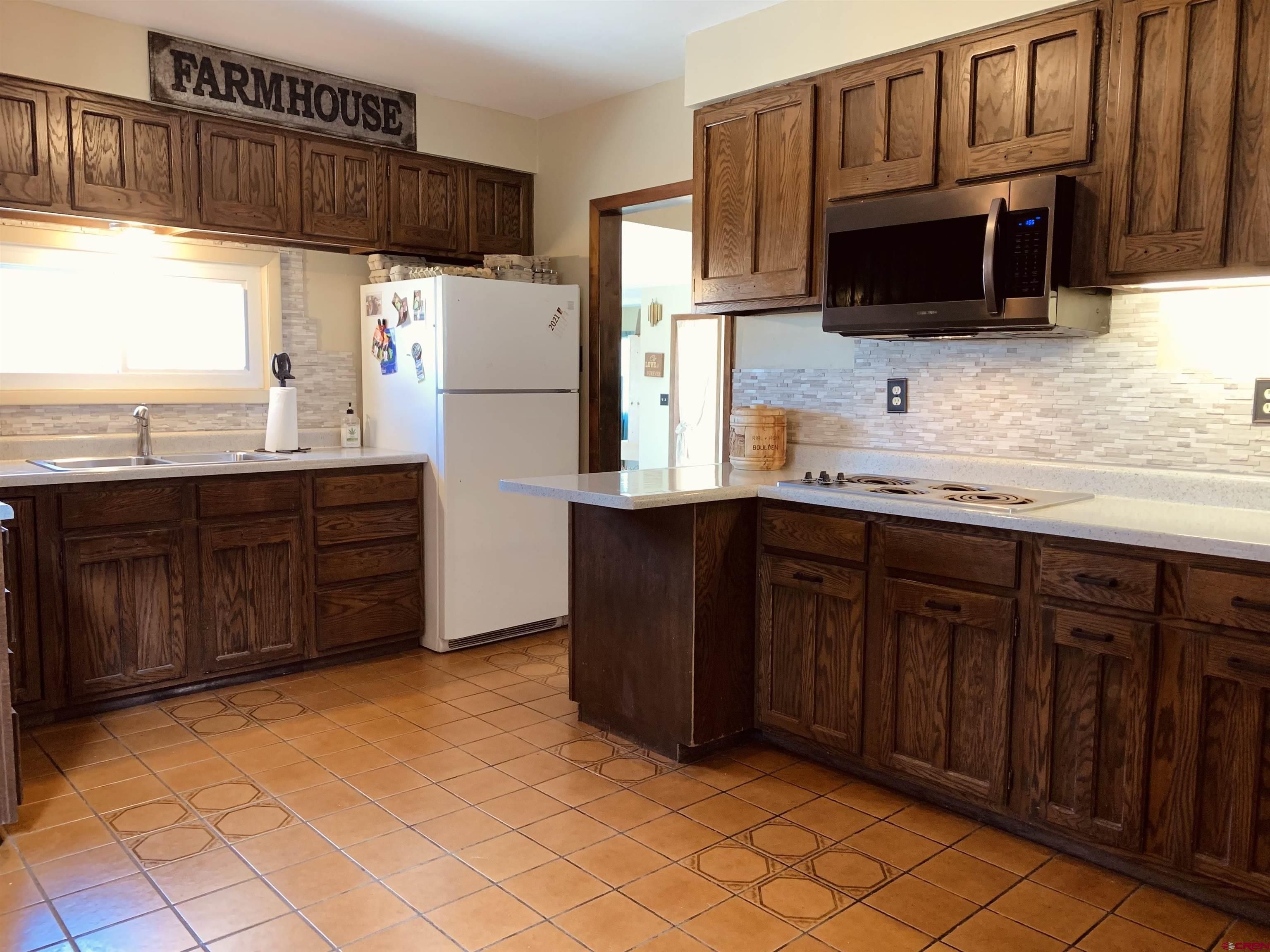 6749 5825th Road Olathe, CO 81425 - Photo 8 of 21 Gallery Image 8
