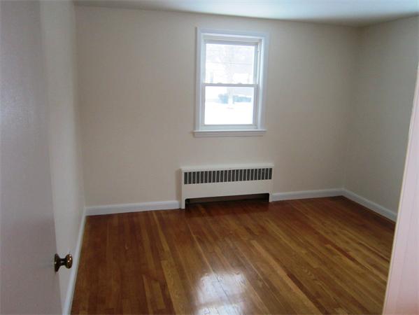 21 Farnham Road Stoughton, MA 02072 - Photo 12 of 19