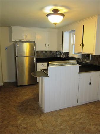 21 Farnham Road Stoughton, MA 02072 - Photo 6 of 19