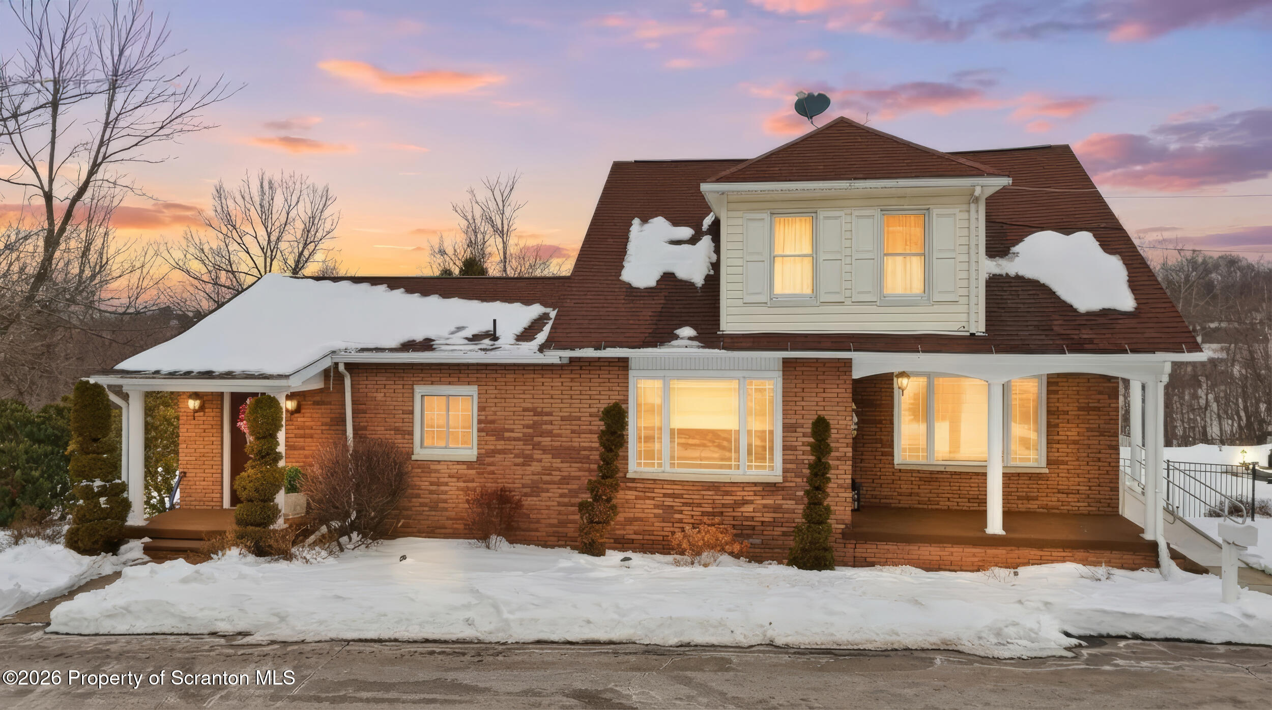 143 Old Boston Road Pittston, PA 18640 - Photo 2 of 59 143OldBoston_1