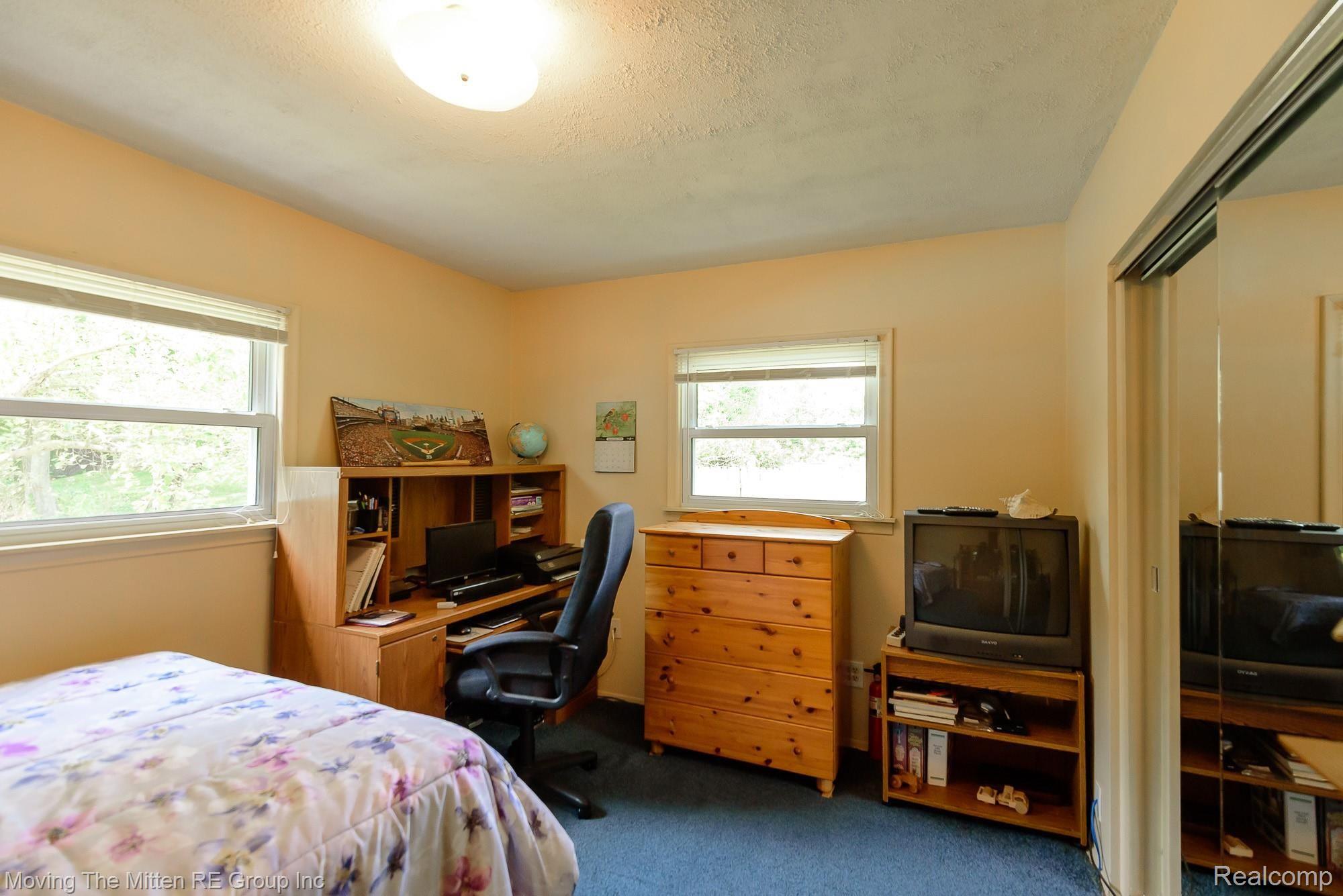 12956 Rawsonville Road Belleville, MI 48111 - Photo 37 of 67 42.jpg