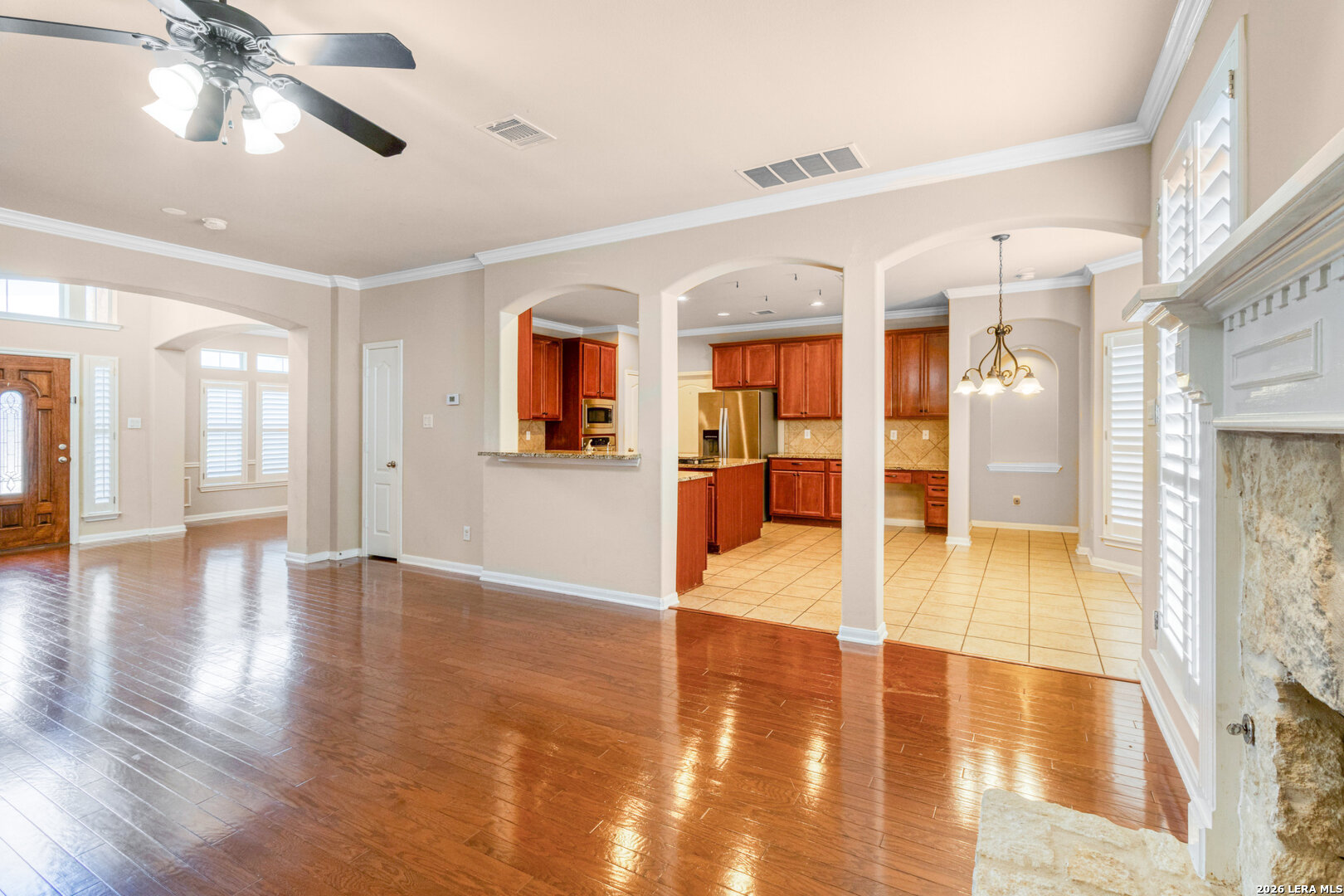 8707 Roswell Ridge Helotes, TX 78023 - Photo 10 of 37