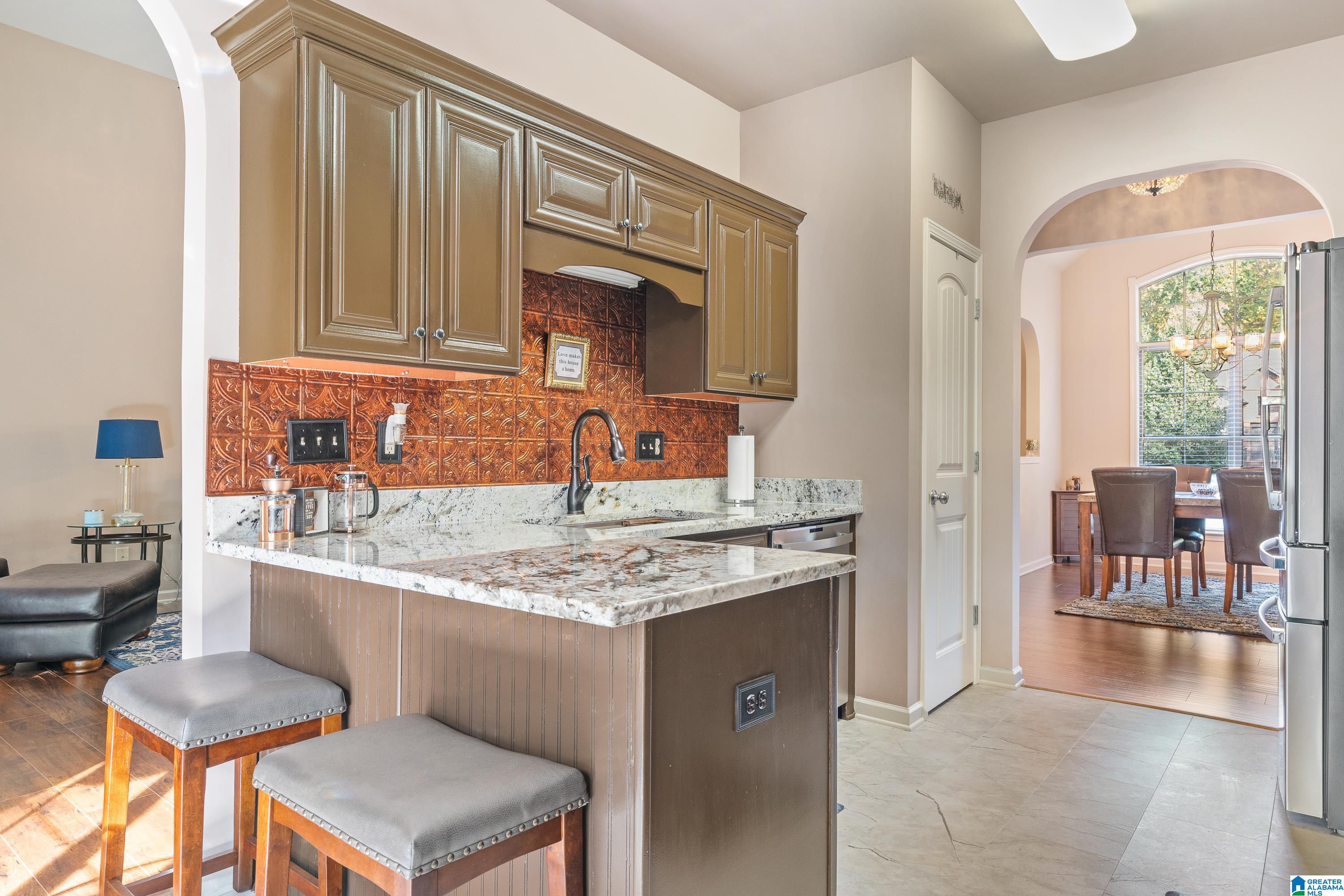 127 Redwood Drive Alabaster, AL 35114 - Photo 7 of 33