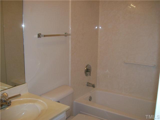 2332 Millstaff Court Raleigh, NC 27613 - Photo 10 of 12 Gallery Image 10