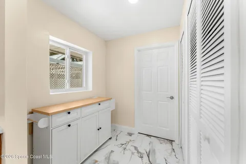 $469,900 | 498 Chamberlin Avenue Northwest, Palm Bay, FL 32907