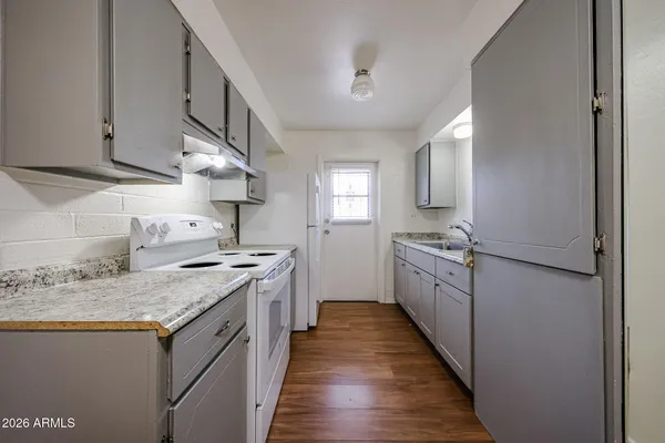 $1,075 | 2226 West Heatherbrae Drive, Unit 4, Phoenix, AZ 85015