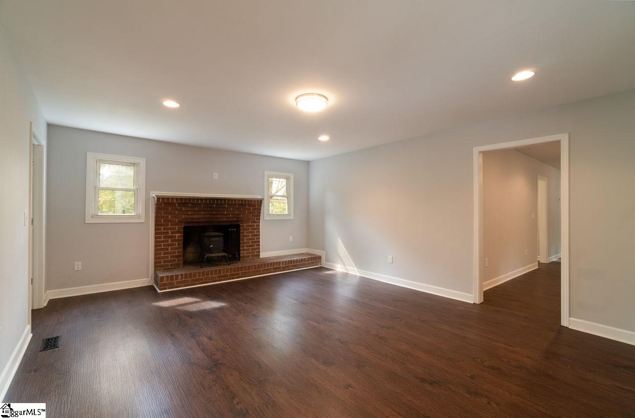 534 Runnymeade Road Pickens, SC 29671 - Photo 6 of 21 Gallery Image 6