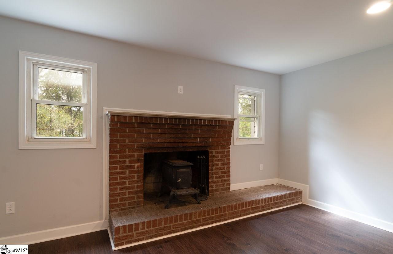 534 Runnymeade Road Pickens, SC 29671 - Photo 7 of 21 Gallery Image 7