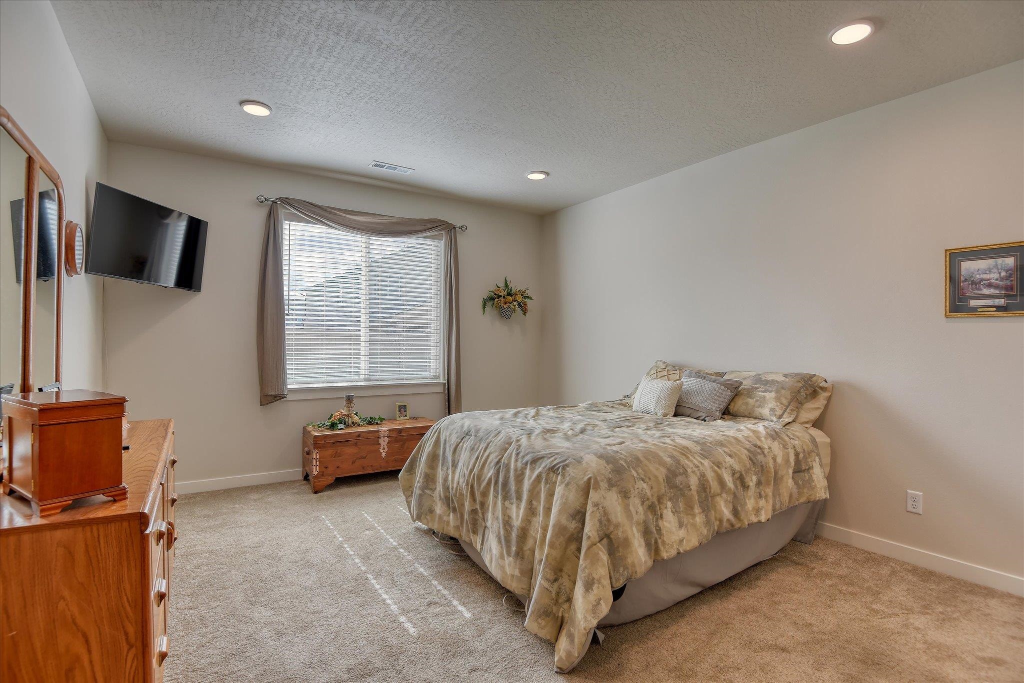 2263 West Maxine Avenue Spokane, WA 99208 - Photo 14 of 43