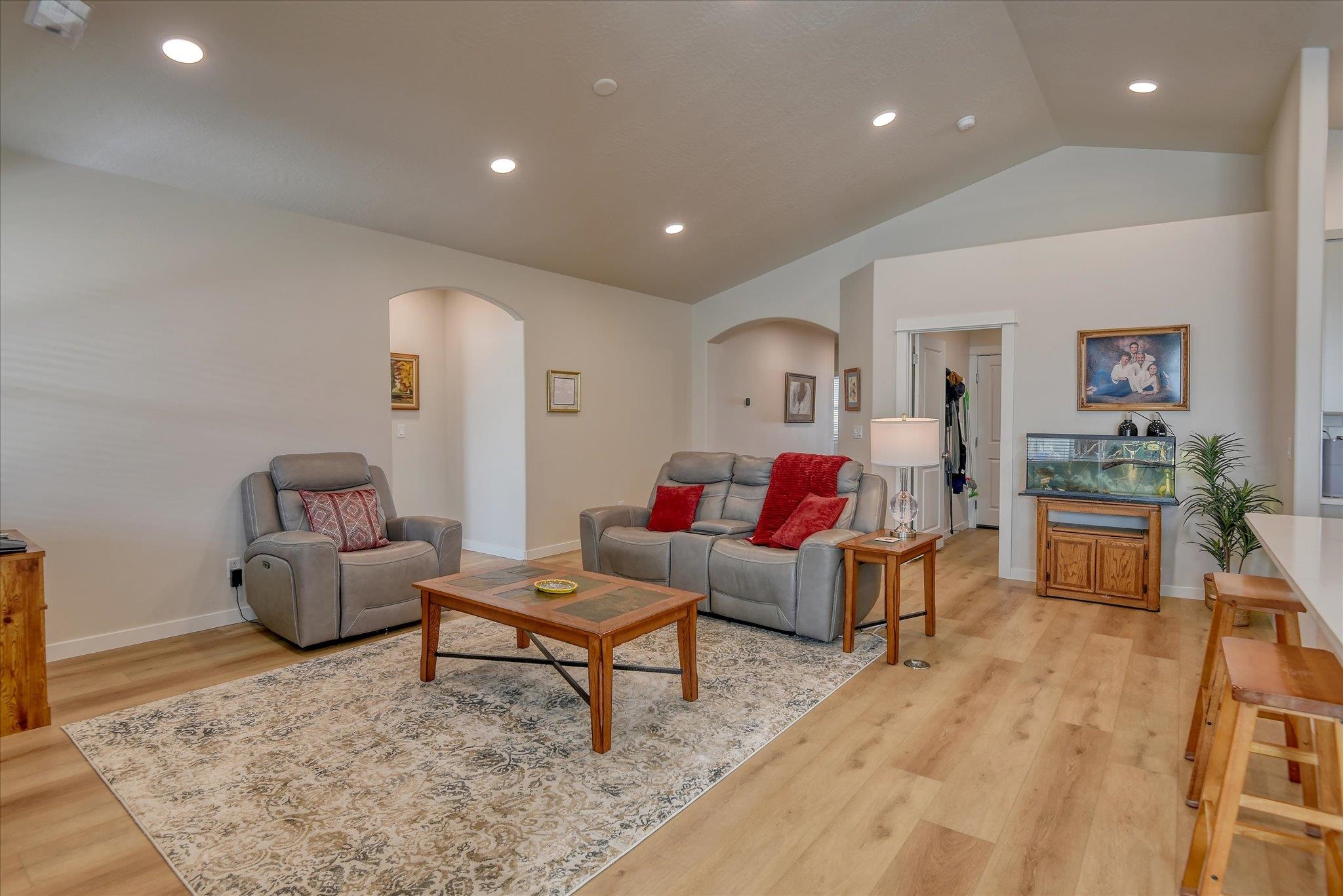 2263 West Maxine Avenue Spokane, WA 99208 - Photo 5 of 43