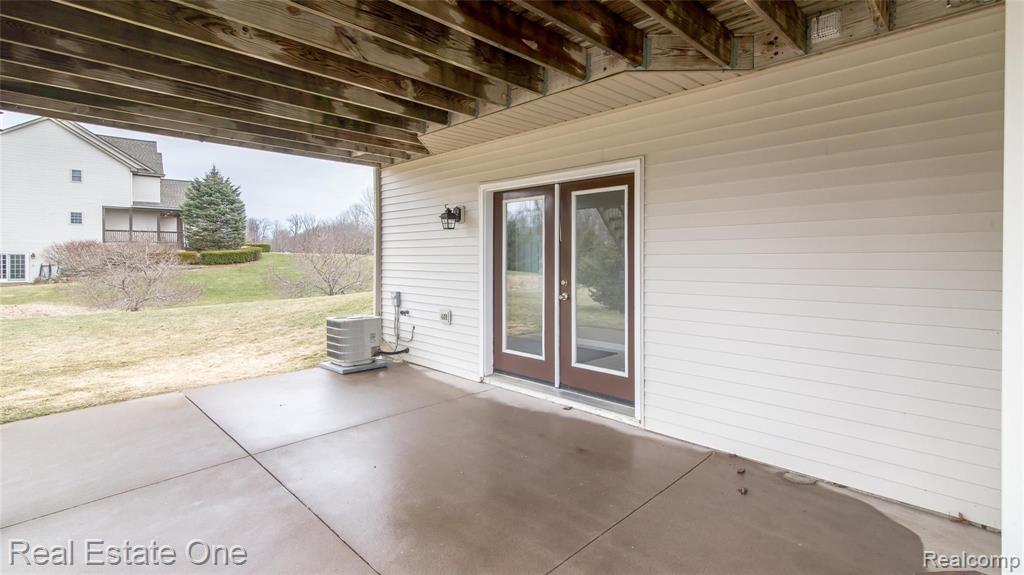 2610 Clivedon Road Howell, MI 48843 - Photo 8 of 43