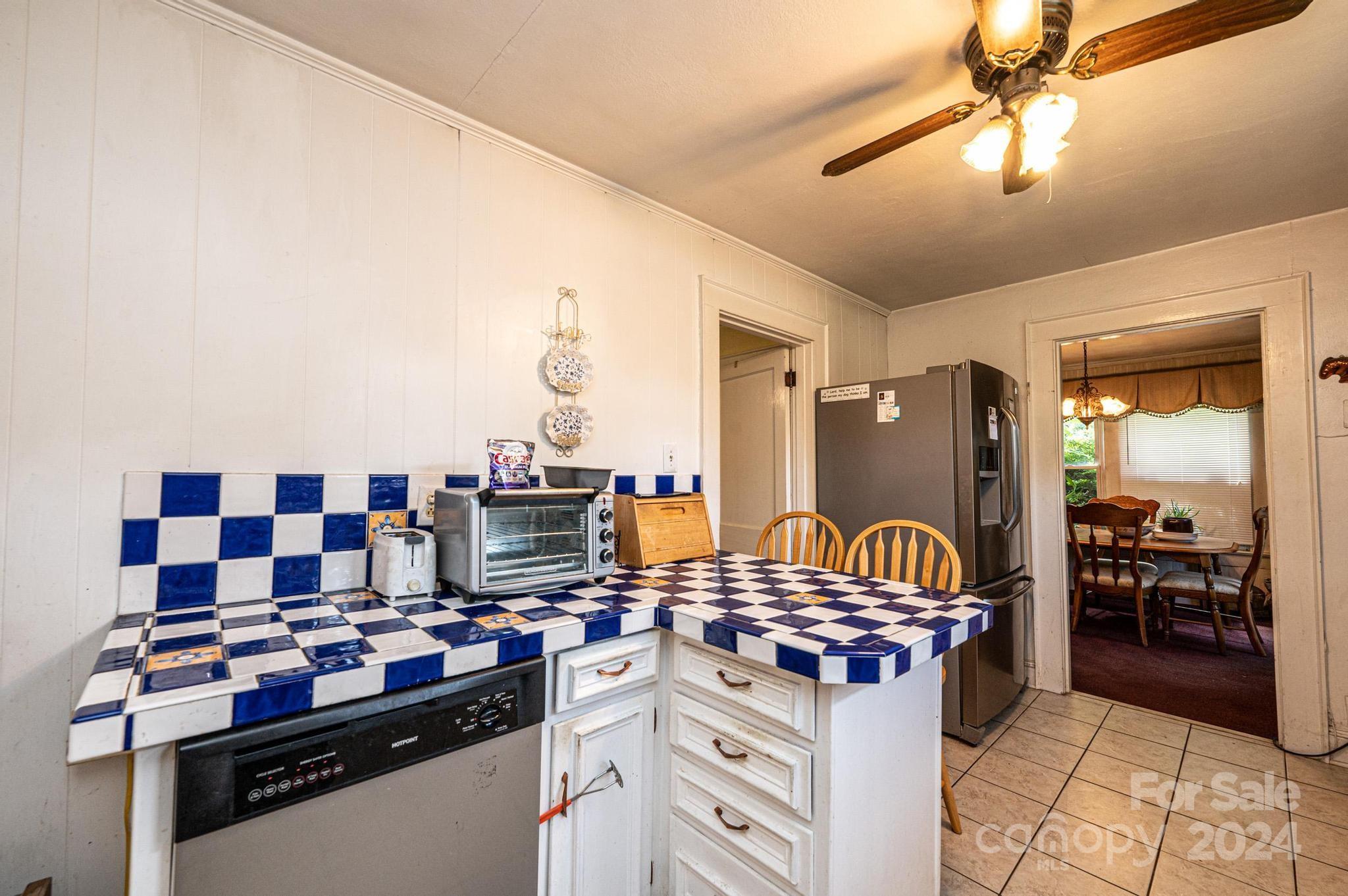 416 4th Street Southwest Conover, NC 28613 - Photo 19 of 37 Gallery Image 19