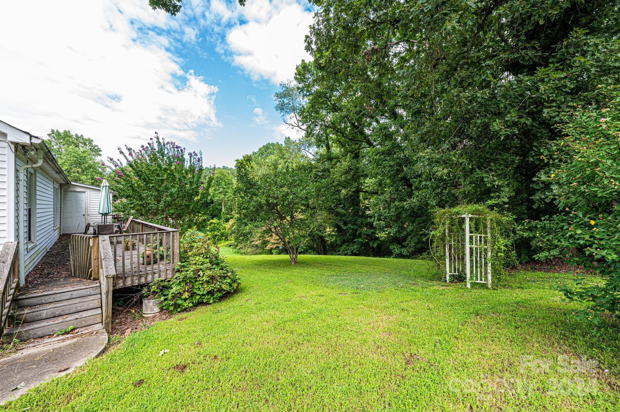416 4th Street Southwest Conover, NC 28613 - Photo 28 of 37 Gallery Image 28