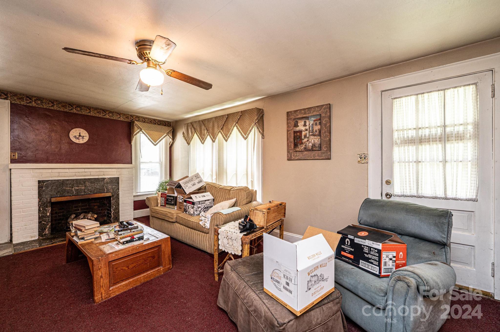416 4th Street Southwest Conover, NC 28613 - Photo 8 of 37 Gallery Image 8