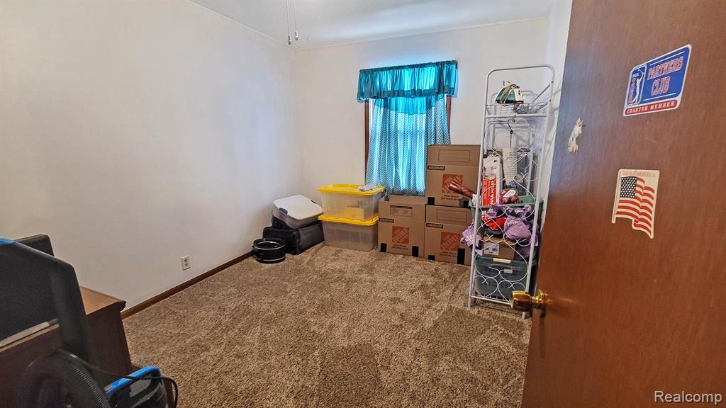 4095 East Carpenter Road Flint, MI 48506 - Photo 17 of 23