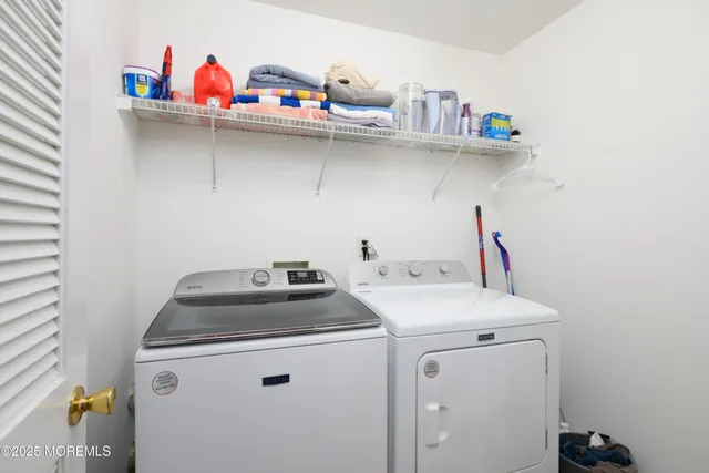 $560,000 | 24 Topeka Court, Tinton Falls, NJ 07712