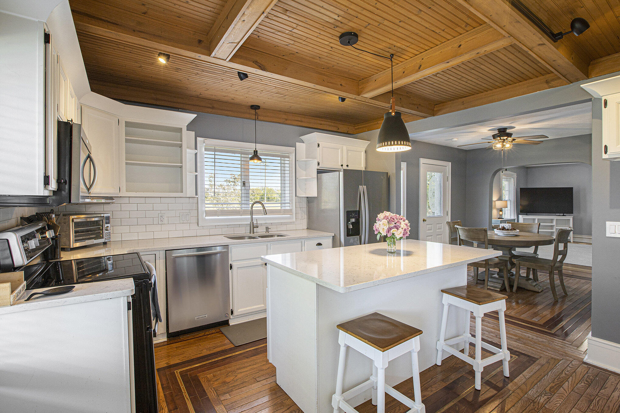 2960 Cedar Lake Road Howell, MI 48843 - Photo 4 of 33 009__mg_4987_420