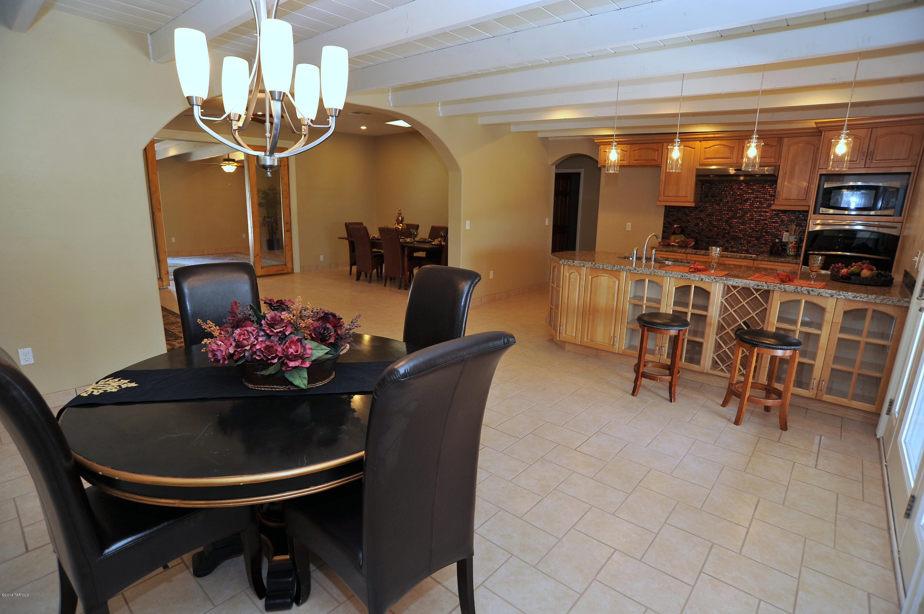 1301 West Roller Coaster Road Tucson, AZ 85704 - Photo 4 of 46 Gallery Image 4