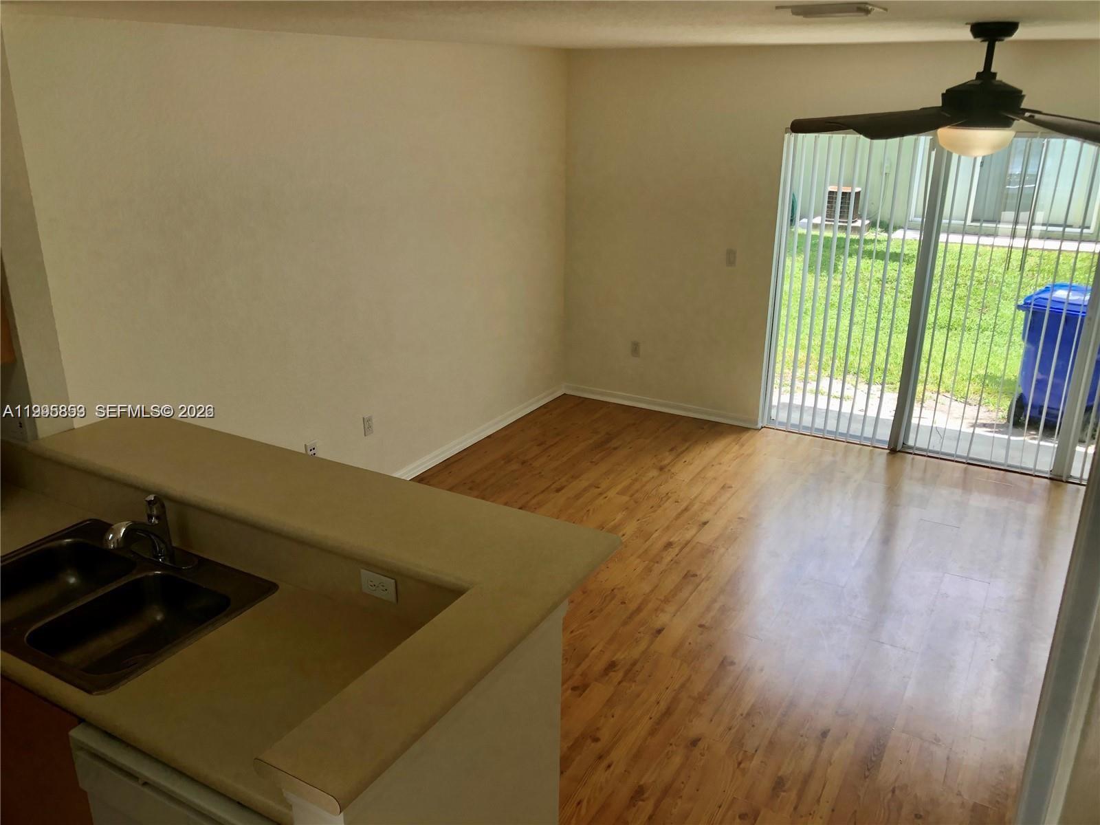157 Hidden Ct Road, Unit I48 Hollywood, FL 33023 - Photo 3 of 21