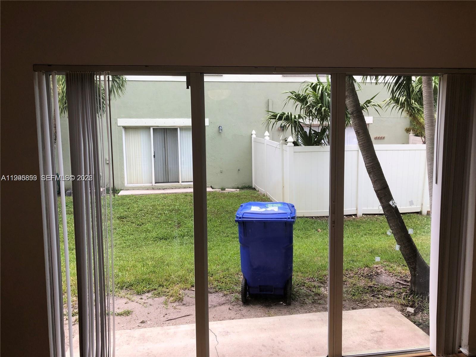 157 Hidden Ct Road, Unit I48 Hollywood, FL 33023 - Photo 4 of 21