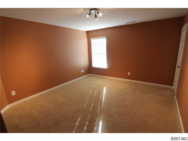 8615 Heartleaf Road Charlotte, NC 28227 - Photo 12 of 16 Gallery Image 12