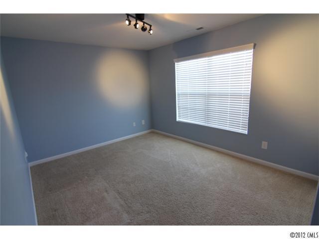8615 Heartleaf Road Charlotte, NC 28227 - Photo 14 of 16 Gallery Image 14