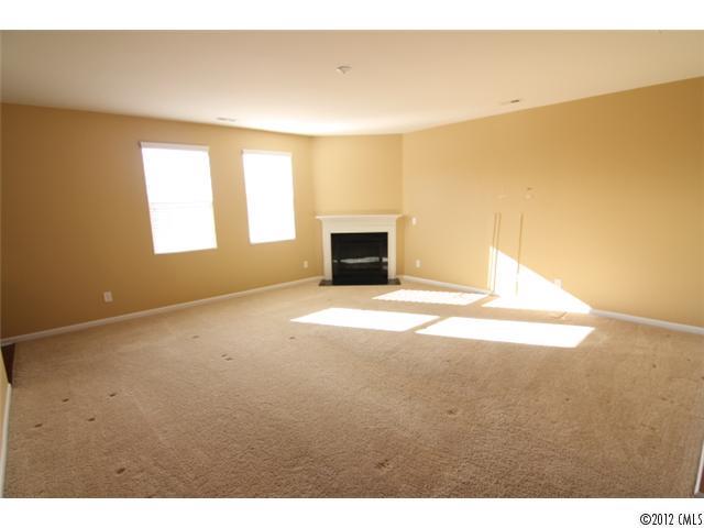 8615 Heartleaf Road Charlotte, NC 28227 - Photo 5 of 16 Gallery Image 5