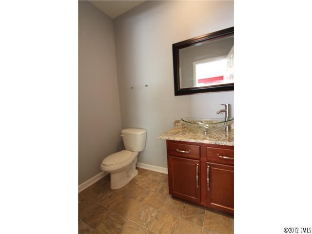 8615 Heartleaf Road Charlotte, NC 28227 - Photo 9 of 16 Gallery Image 9