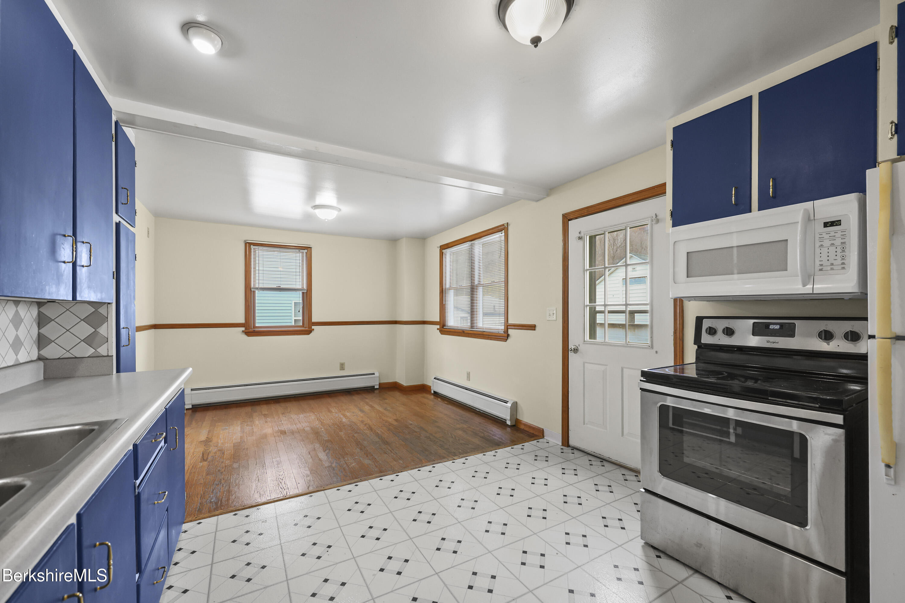 31-33 Apremont Street Adams, MA 01220 - Photo 14 of 42 Kitchen