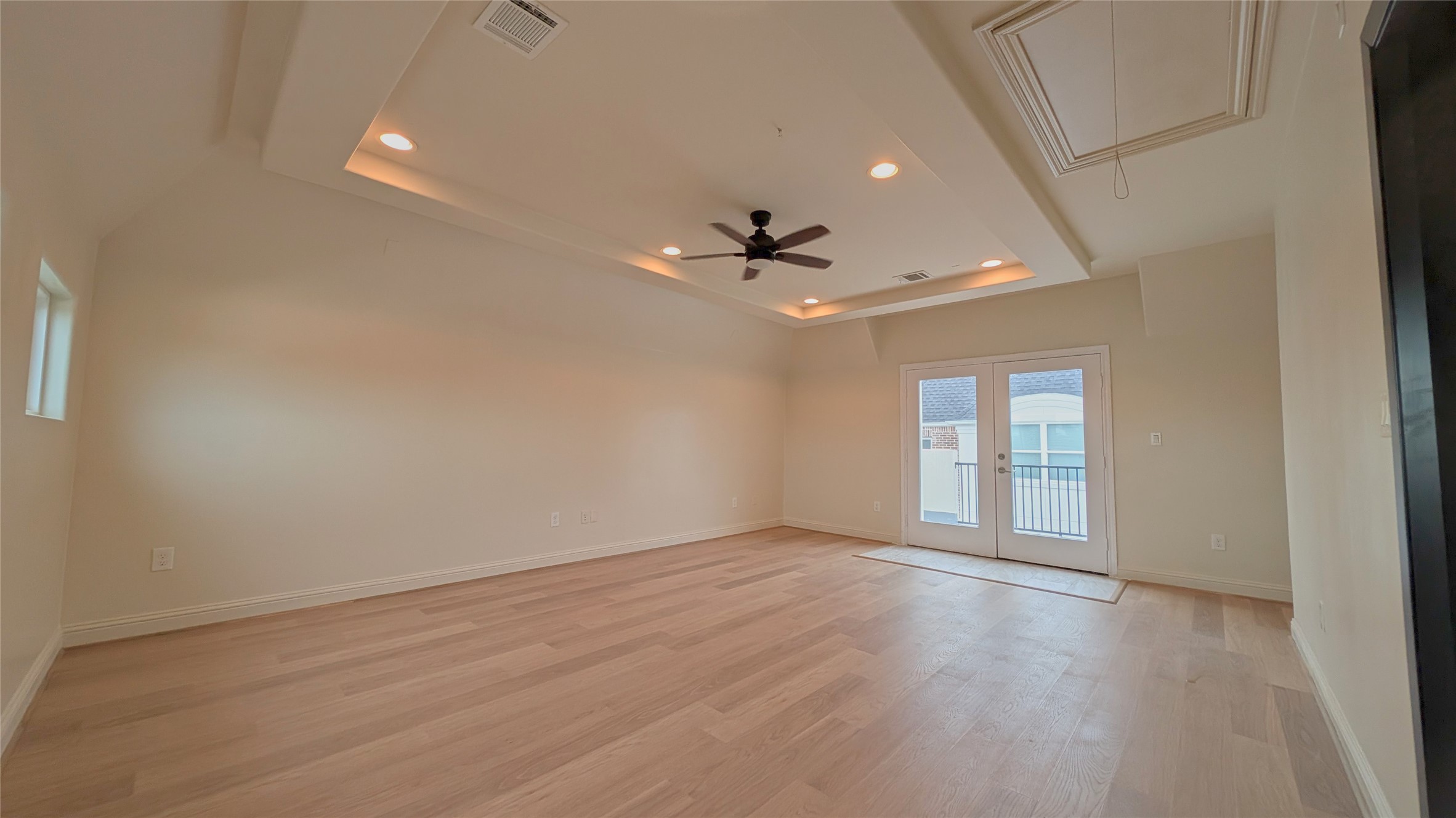 1844 Colquitt Street Houston, TX 77098 - Photo 31 of 40 wooden floor in an empty room with a window