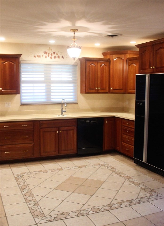 2966 Staunton Road Huntington, WV 25702 - Photo 8 of 26 Gallery Image 8