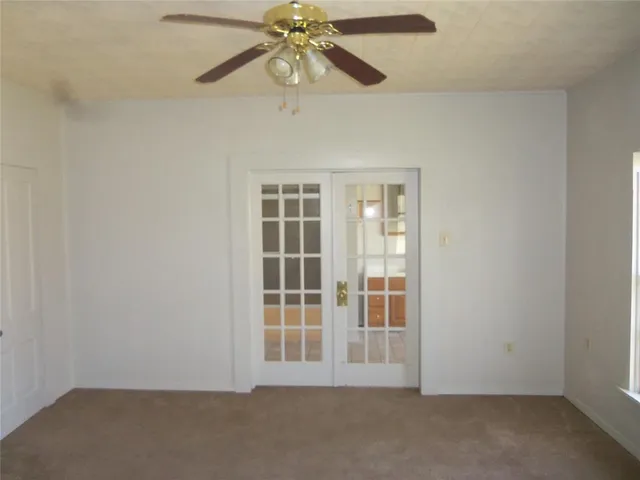 $169,000 | 307 Northeast 5th Street, Hubbard, TX 76648