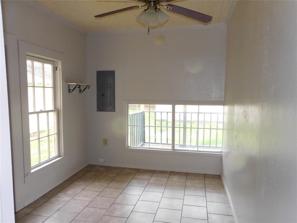 307 Northeast 5th Street Hubbard, TX 76648 - Photo 37 of 40