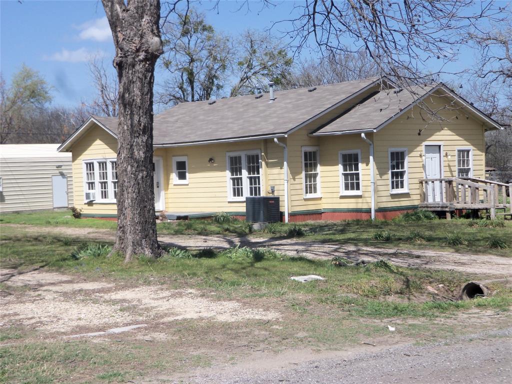 307 Northeast 5th Street Hubbard, TX 76648 - Photo 9 of 40