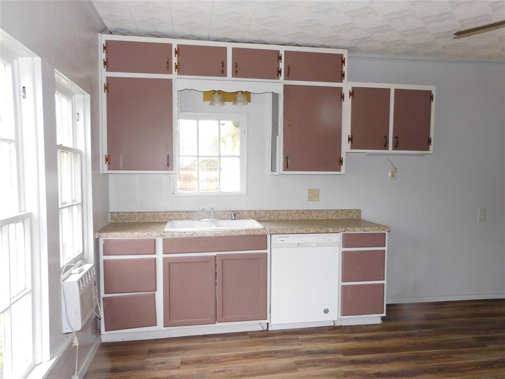 307 Northeast 5th Street Hubbard, TX 76648 - Photo 10 of 40