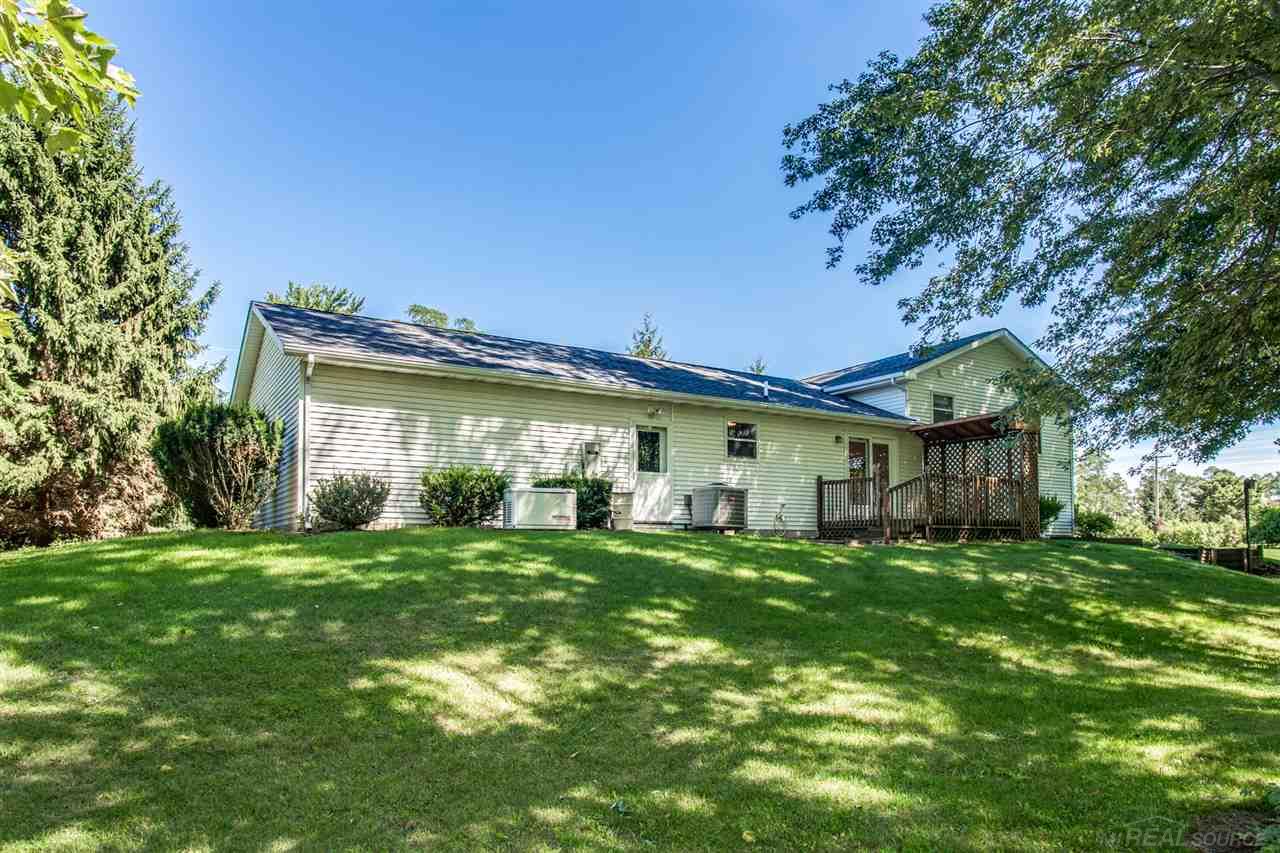 5172 8th Road Croswell, MI 48422 - Photo 5 of 40 Private Setting