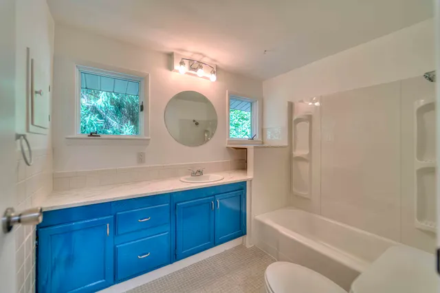 $319,900 | 2780 Brookside Boulevard, Jackson, MI 49203