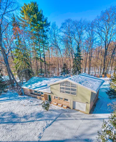 $319,900 | 2780 Brookside Boulevard, Jackson, MI 49203