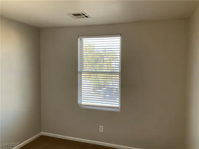 $1,850 | 5851 West Santoli Avenue, Las Vegas, NV 89139