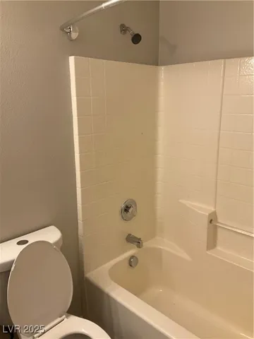 $1,850 | 5851 West Santoli Avenue, Las Vegas, NV 89139