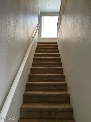 $1,850 | 5851 West Santoli Avenue, Las Vegas, NV 89139