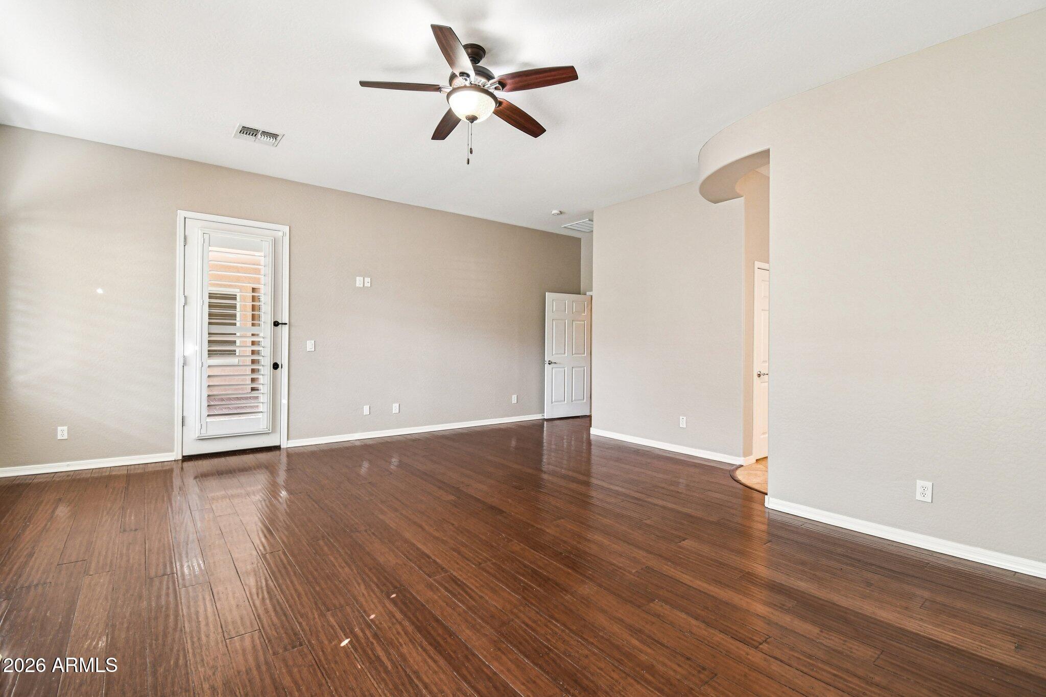 4825 West Cavalry Road Anthem, AZ 85087 - Photo 15 of 60 Primary Suite