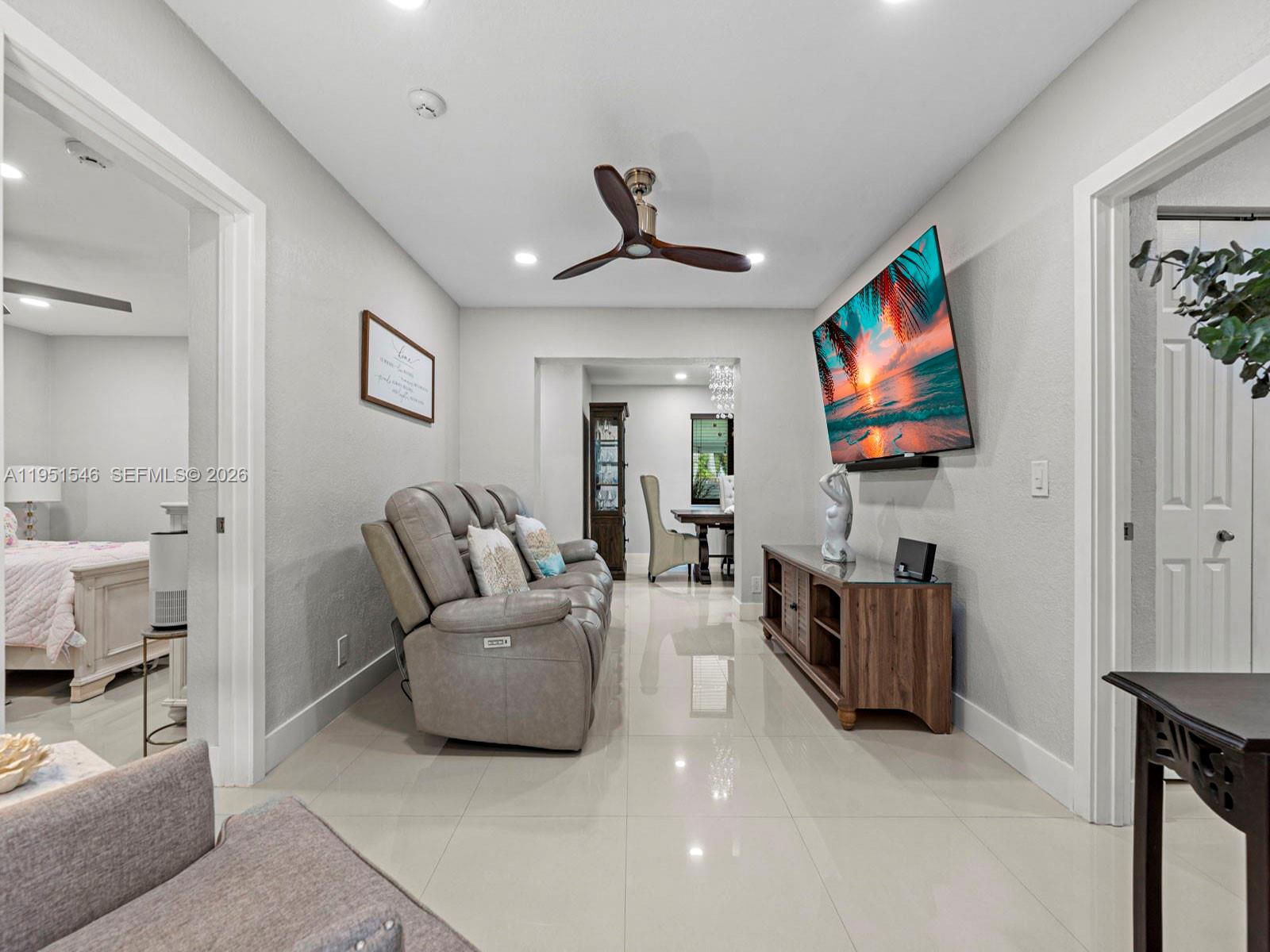 9365 Southwest 36th Street Miami, FL 33165 - Photo 18 of 41