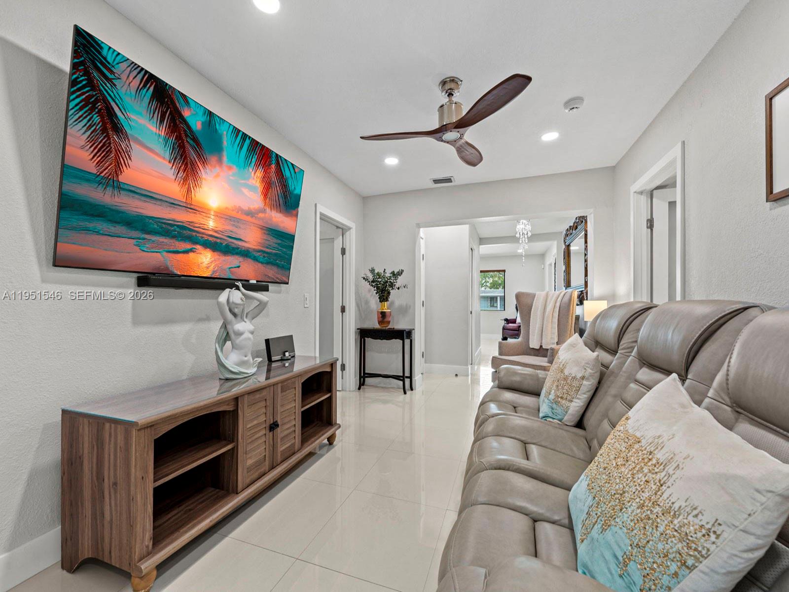 9365 Southwest 36th Street Miami, FL 33165 - Photo 19 of 41