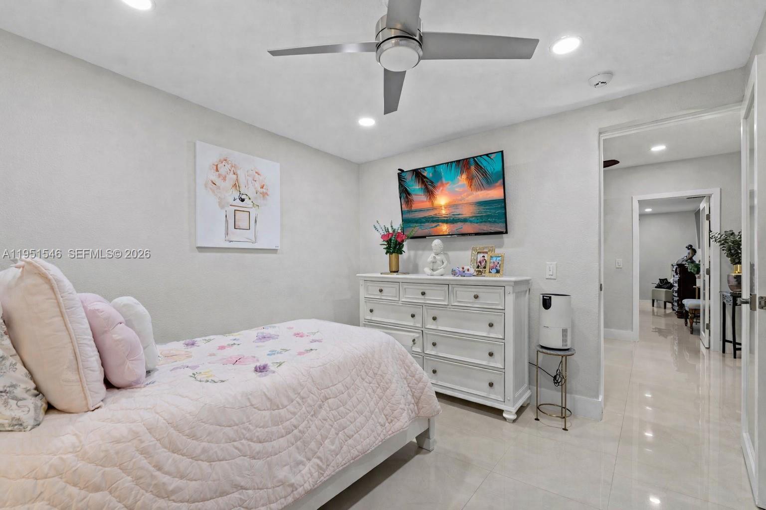 9365 Southwest 36th Street Miami, FL 33165 - Photo 21 of 41