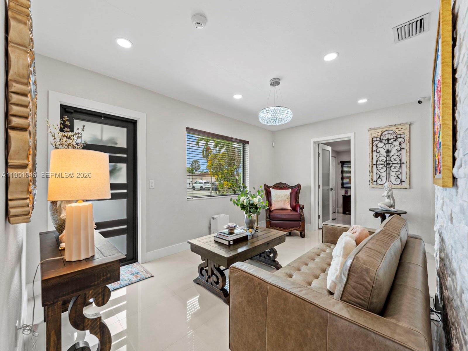 9365 Southwest 36th Street Miami, FL 33165 - Photo 9 of 41