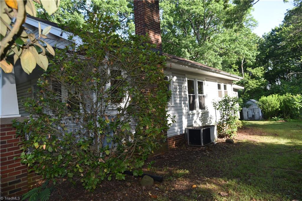 8604 Bull Road Colfax, NC 27235 - Photo 7 of 15