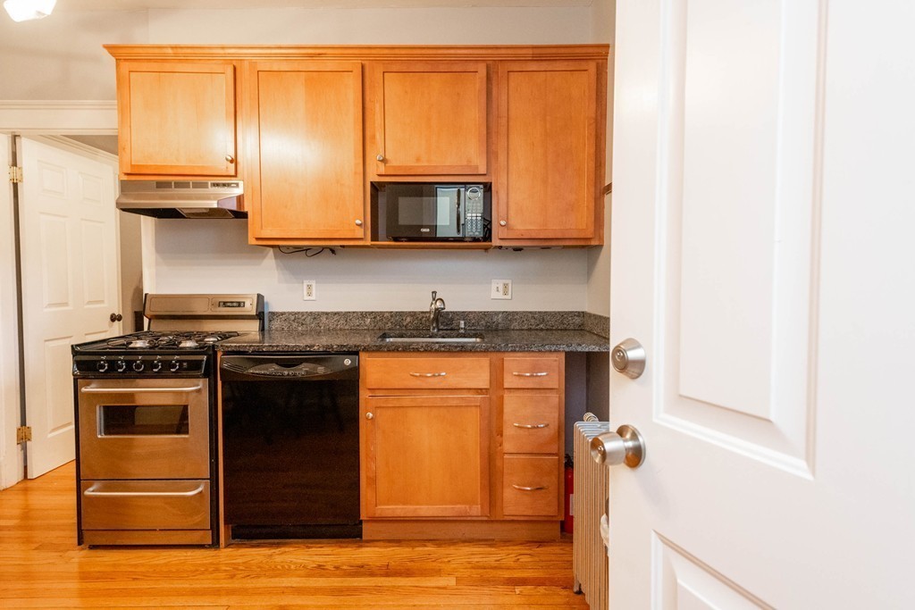 6 R Hazel Street, Unit 8 Salem, MA 01970 - Photo 11 of 42 Gallery Image 11