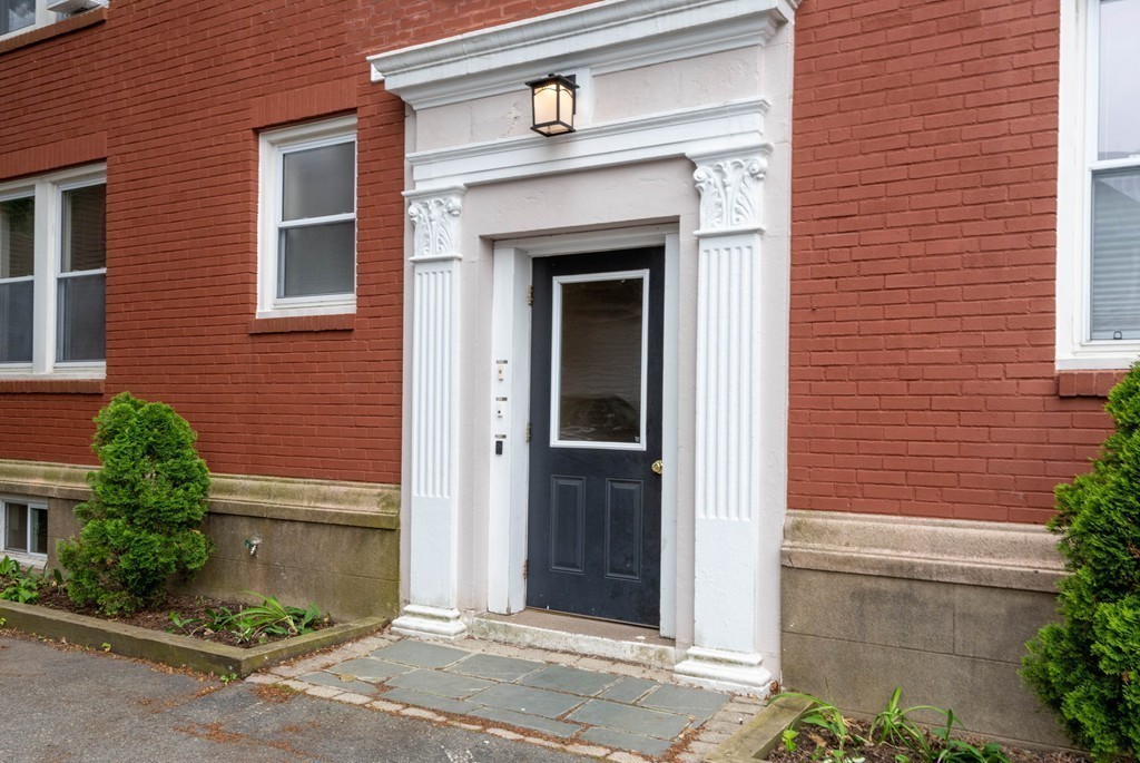6 R Hazel Street, Unit 8 Salem, MA 01970 - Photo 32 of 42 Gallery Image 32